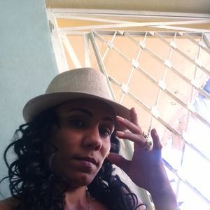 Meet your Posher, Roxy